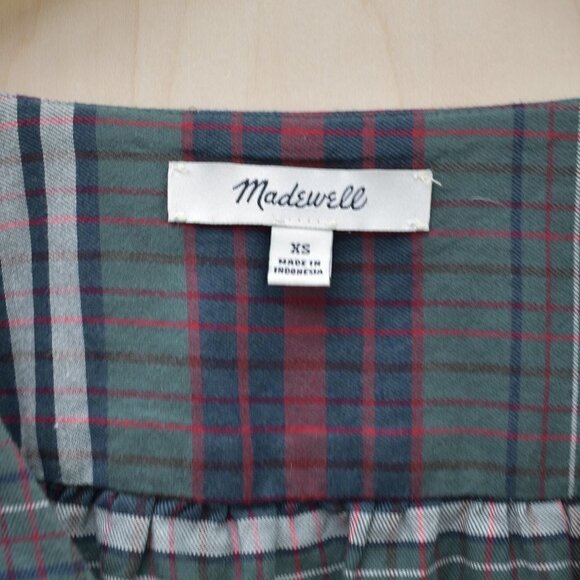 Madewell V-Neck Button-Down Shirt in Pineview Plaid XS - Picture 4 of 8